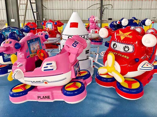 飛機(jī)總動(dòng)員小飛機(jī)