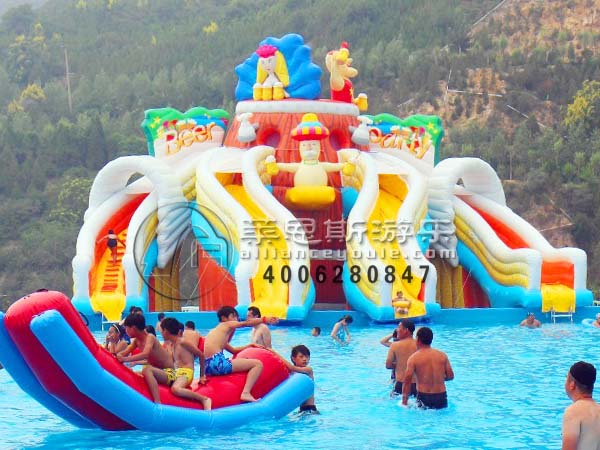 充氣式水樂(lè)園